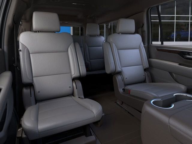 2026 Chevrolet Suburban LT - Photo 17