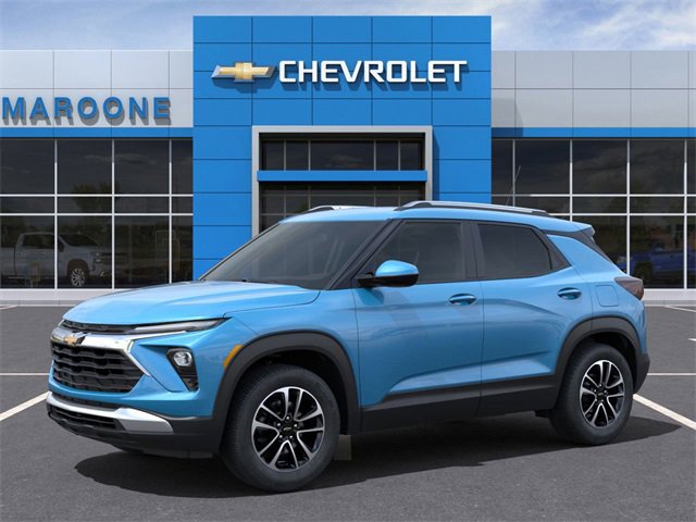 2025 Chevrolet Trailblazer LT photo 2