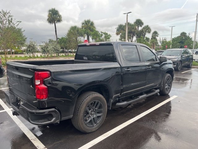 2023 Chevrolet Silverado 1500 Custom photo 4