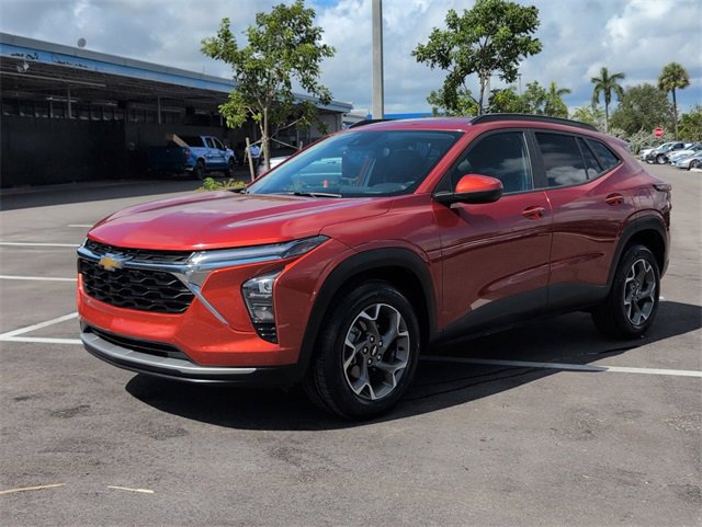2024 Chevrolet Trax LT photo 4