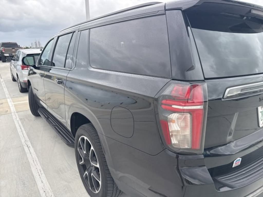 Used 2022 Chevrolet Suburban RST SUV