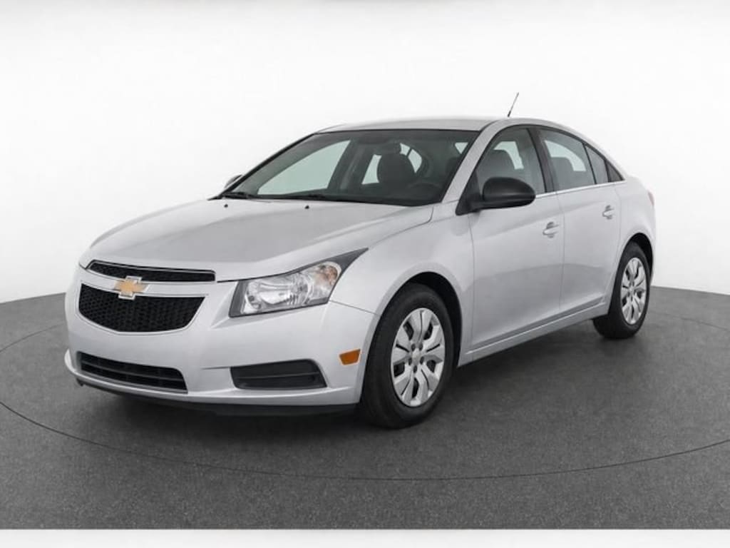Used 2014 Chevrolet Cruze LS Car