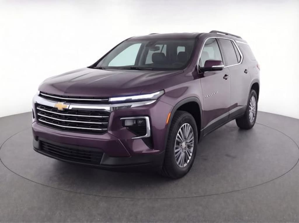 Used 2024 Chevrolet Traverse LT SUV