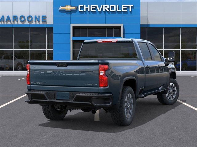 2025 Chevrolet Silverado 2500HD Custom photo 4