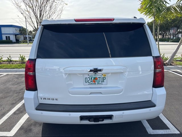 2017 Chevrolet Tahoe LS photo 2