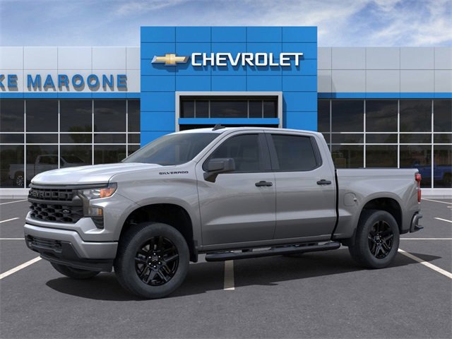 2025 Chevrolet Silverado 1500 Custom photo 2