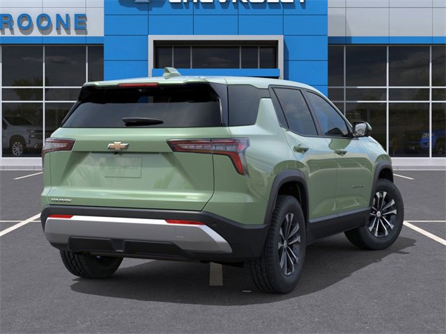 2026 Chevrolet Equinox LT photo 2