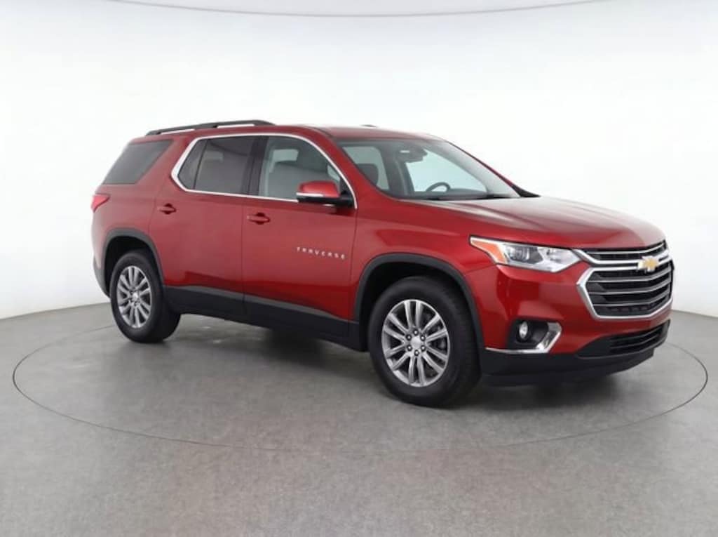Used 2023 Chevrolet Traverse LT Cloth SUV