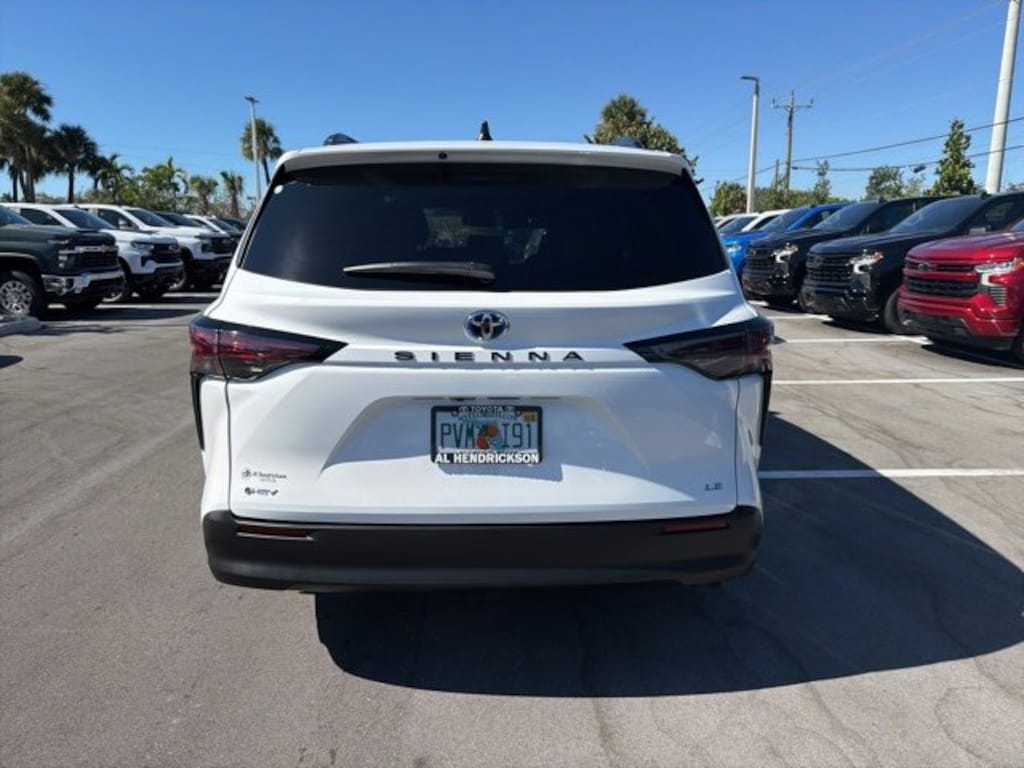 Used 2025 Toyota Sienna LE