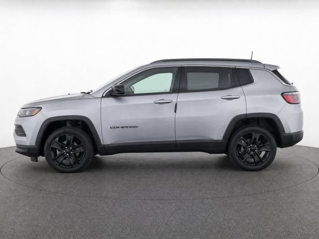 Used 2022 Jeep Compass Latitude 4x4 SUV