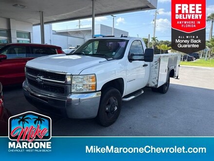 2009 Chevrolet Silverado 3500 HD Chassis Cab WT Chassis Cab Truck
