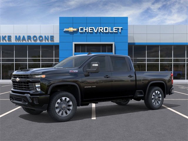 2025 Chevrolet Silverado 2500HD Custom photo 2