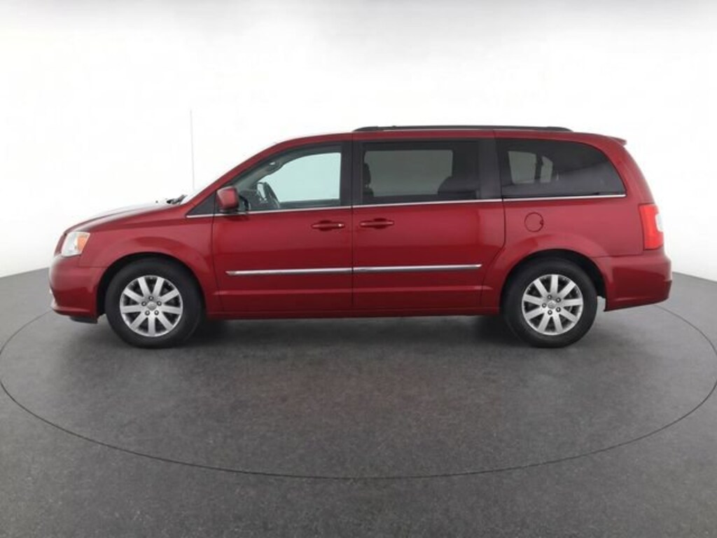 Used 2015 Chrysler Town & Country Touring