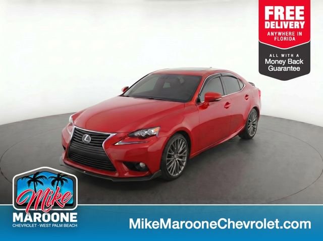 2016 Lexus IS 350 200t's photo