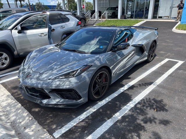 2025 Chevrolet Corvette Stingray 2LT photo 2