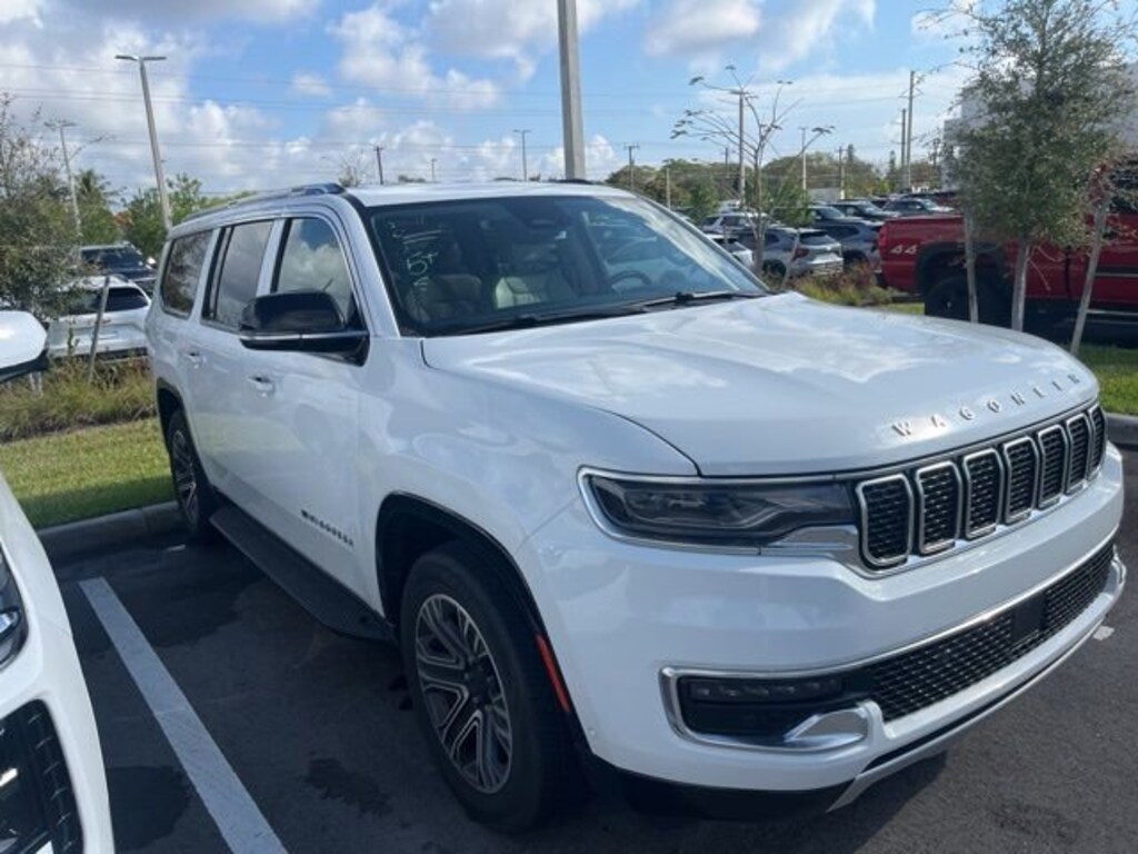 Used 2023 Jeep Wagoneer L Series II