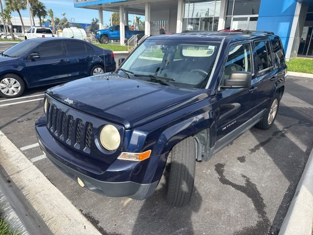 2013 Jeep Patriot Latitude photo 3