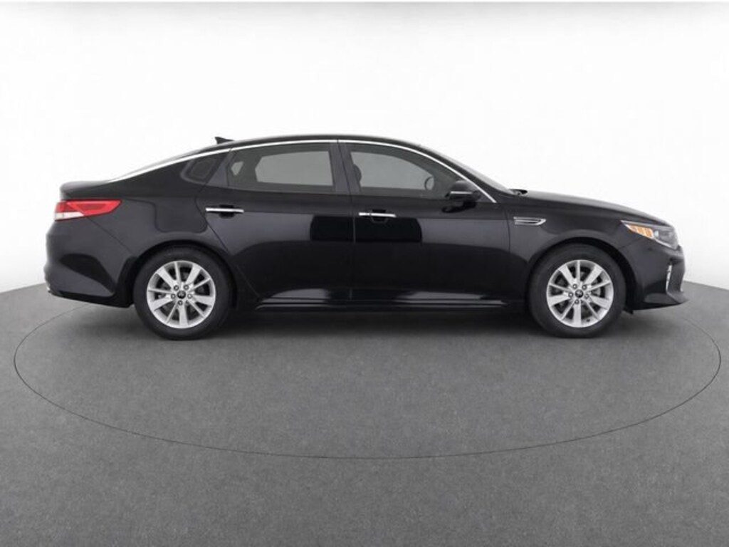 Used 2017 Kia Optima LX