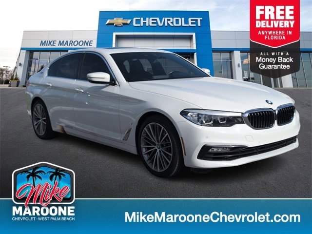 2018 BMW 5 Series 530e's photo