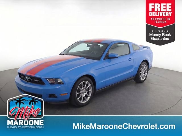 2010 Ford Mustang's photo