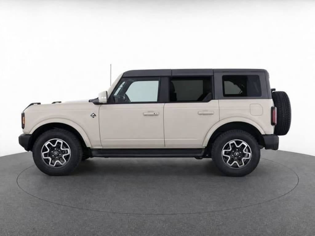 Used 2025 Ford Bronco Outer Banks SUV