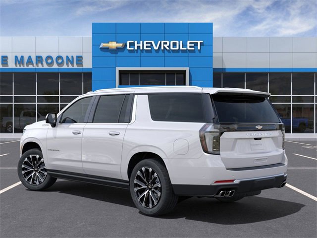 2025 Chevrolet Suburban High Country photo 3