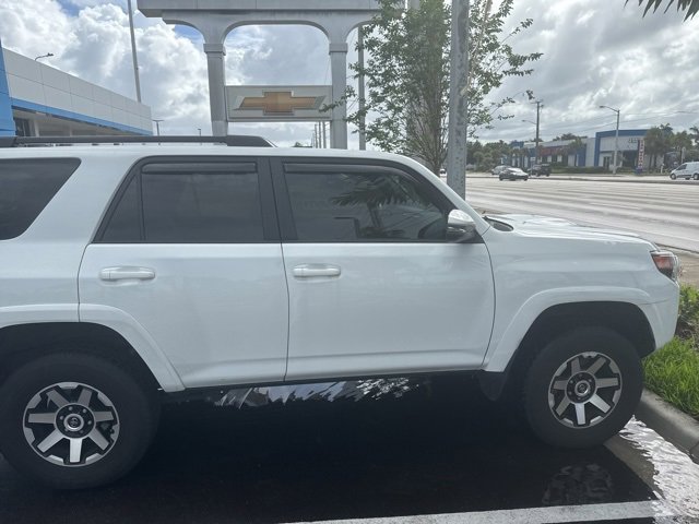 2024 Toyota 4Runner TRD Premium photo 2
