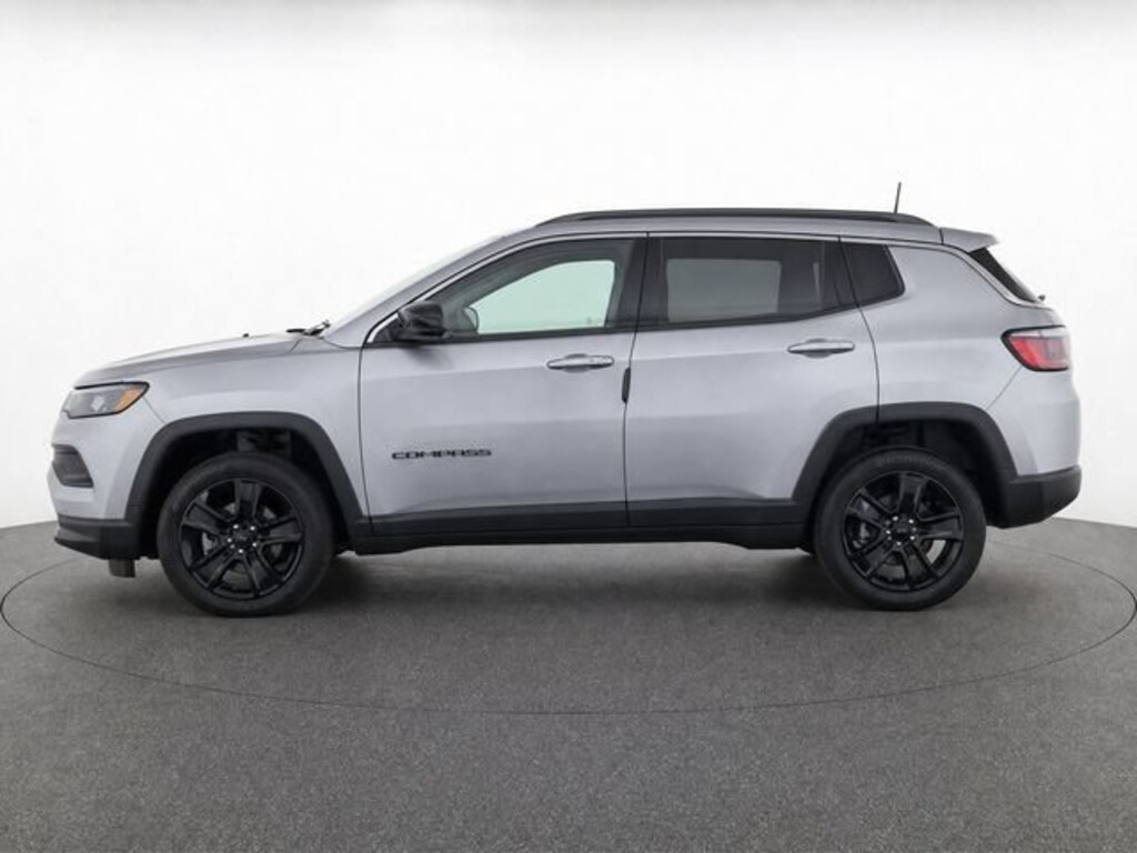 Used 2022 Jeep Compass Latitude 4x4 SUV