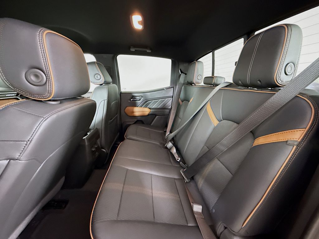 2026 GMC Canyon AT4 - Photo 26