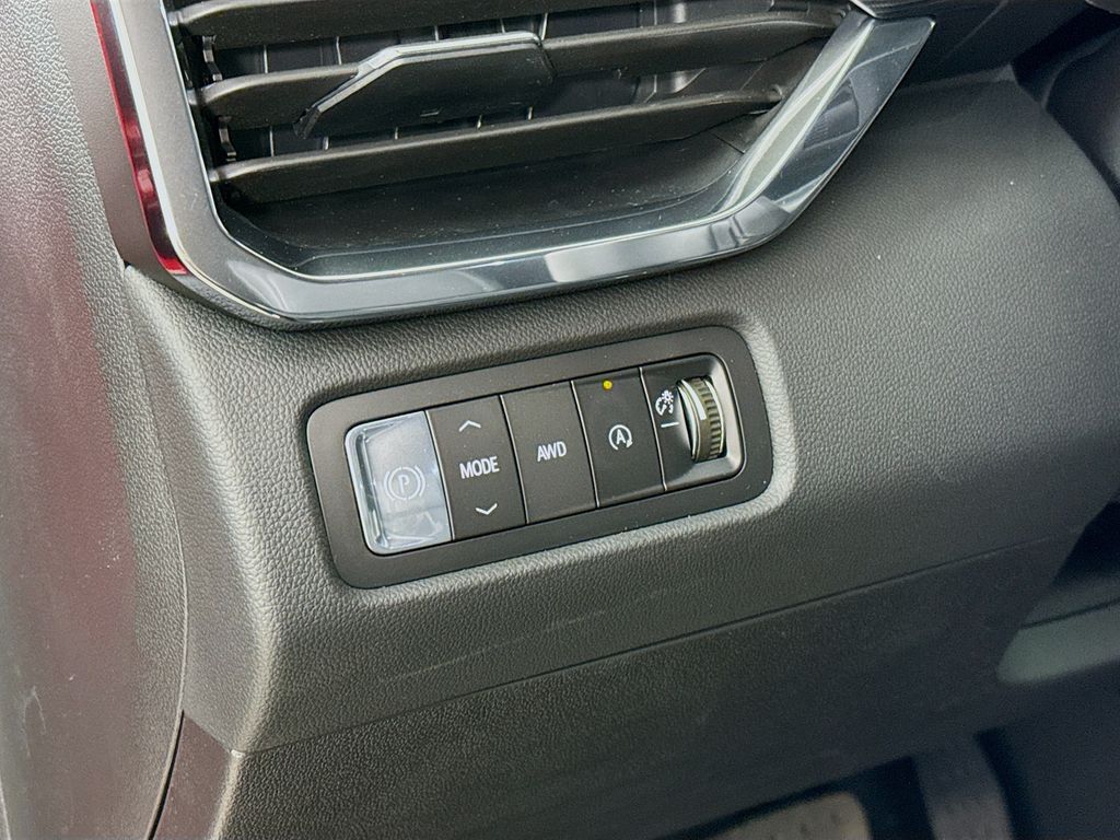 2026 GMC Acadia Elevation - Photo 12