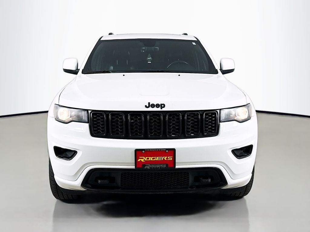 Used 2018 Jeep Grand Cherokee Laredo Altitude IV with VIN 1C4RJFAG7JC324534 for sale in Hermiston, OR