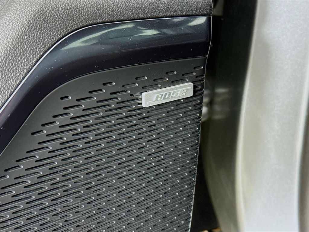 2026 GMC Acadia AT4 - Photo 22