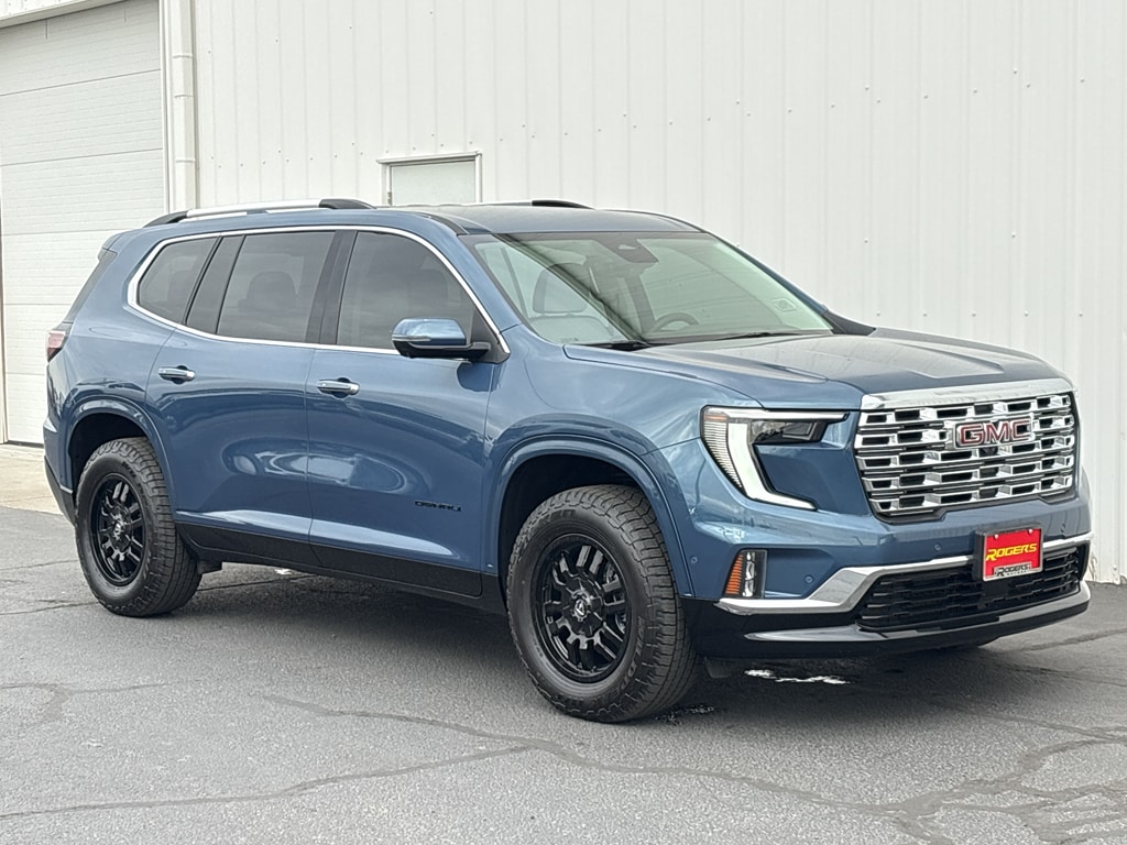 New 2025 GMC Acadia Denali SUV