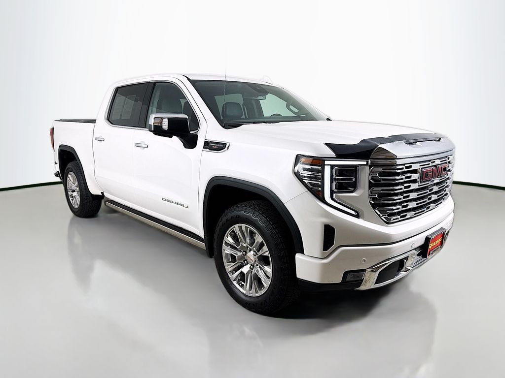 2022 GMC Sierra Denali 4WD Crew Cab Short Box's photo