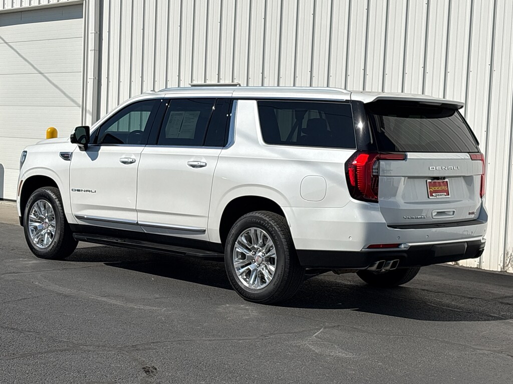2025 Gmc Yukon XL Denali photo 3