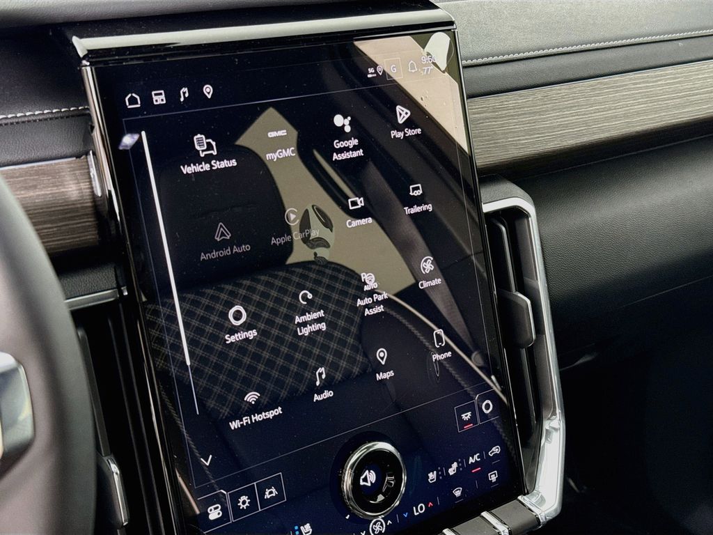 2026 GMC Acadia Denali - Photo 16
