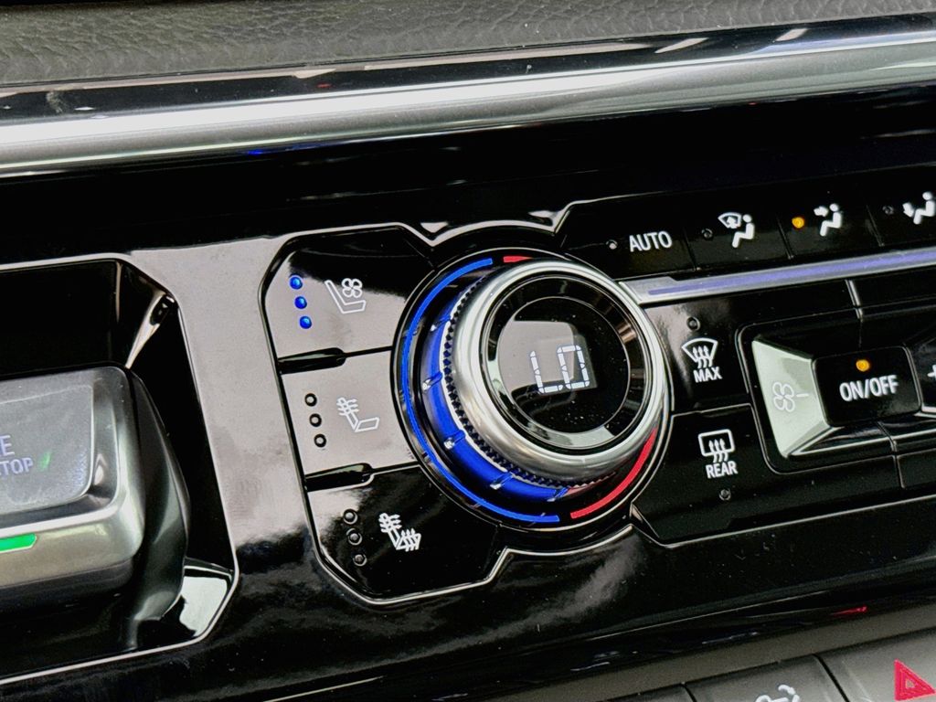 2026 GMC Sierra 2500HD Denali - Photo 23