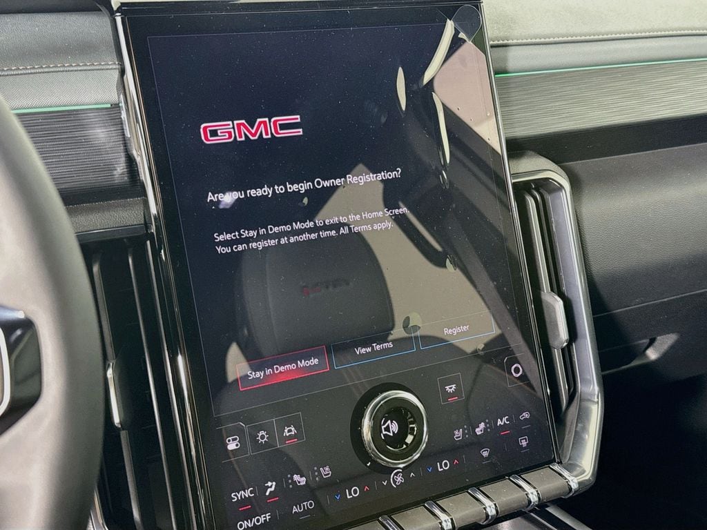 2027 GMC Acadia AT4 - Photo 16