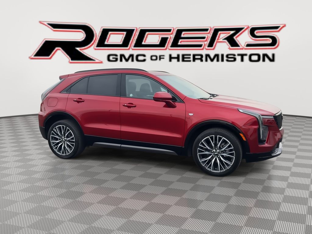 2024 Cadillac XT4 Sport photo 2