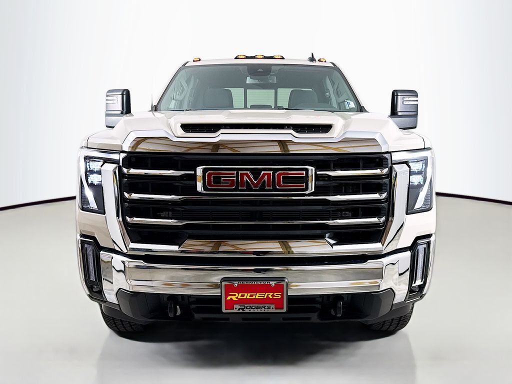 2026 GMC Sierra 2500HD SLE - Photo 2