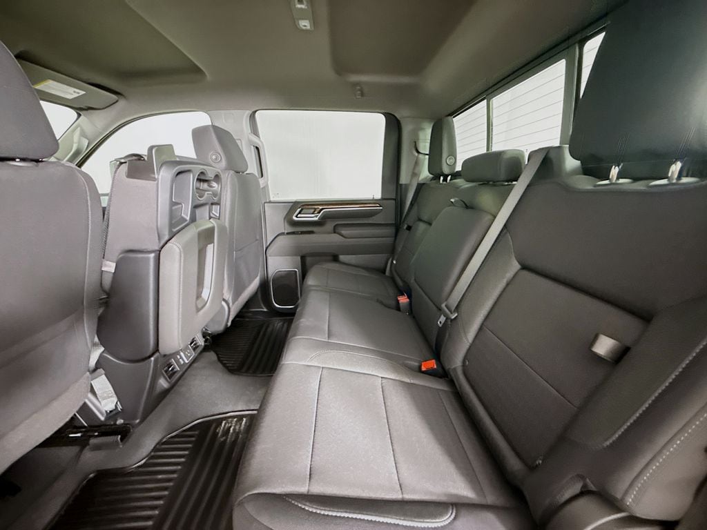 2026 GMC Sierra 3500HD SLE - Photo 26