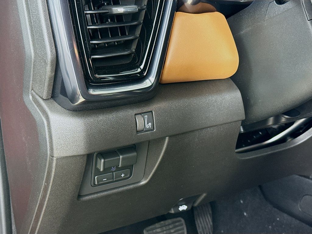 2026 GMC Canyon AT4 - Photo 12
