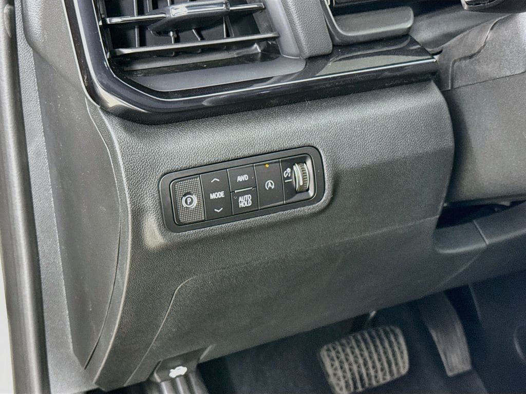 2027 GMC Terrain AT4 - Photo 11