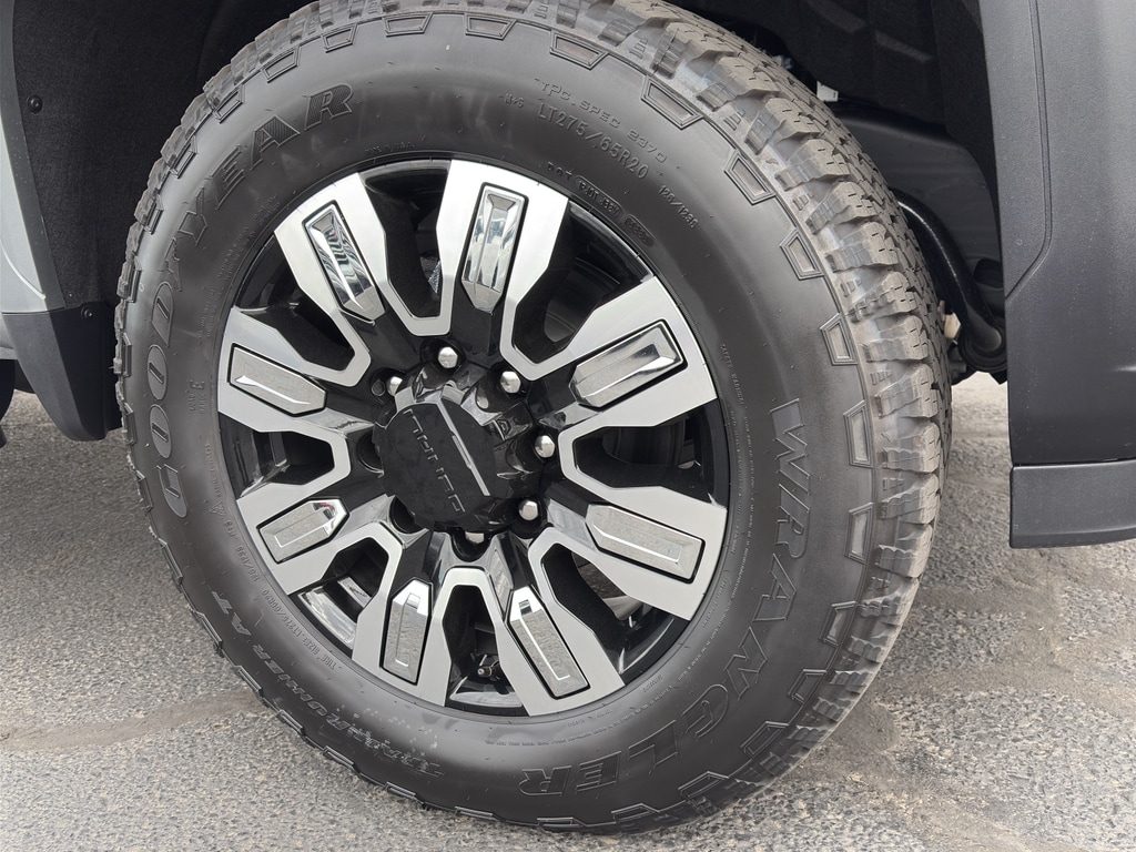 2026 GMC Sierra 2500HD Denali - Photo 39