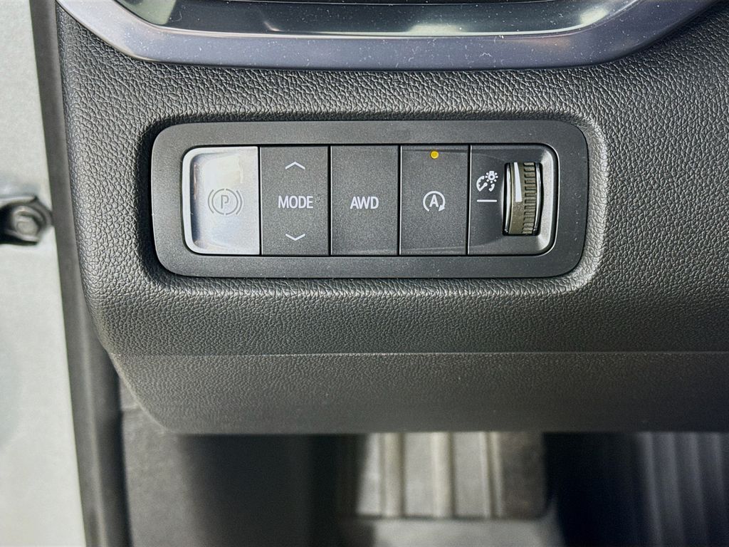 2026 GMC Acadia AT4 - Photo 12