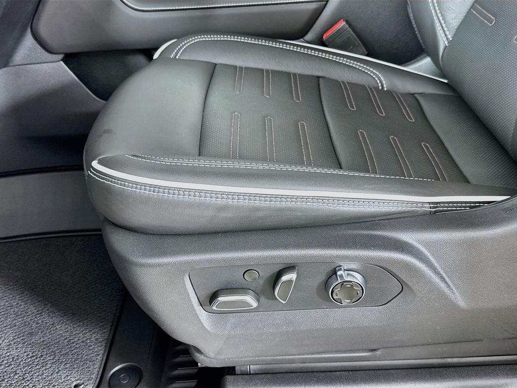 2026 GMC Sierra 2500HD AT4X - Photo 22