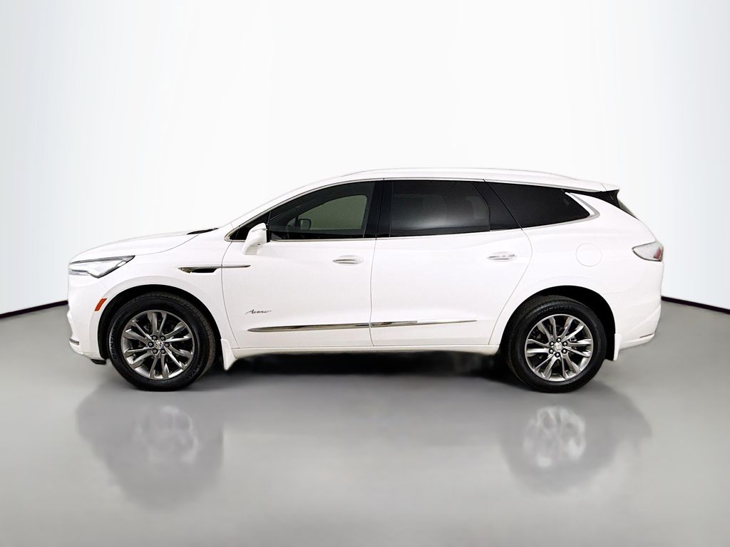 2024 Buick Enclave Avenir photo 4