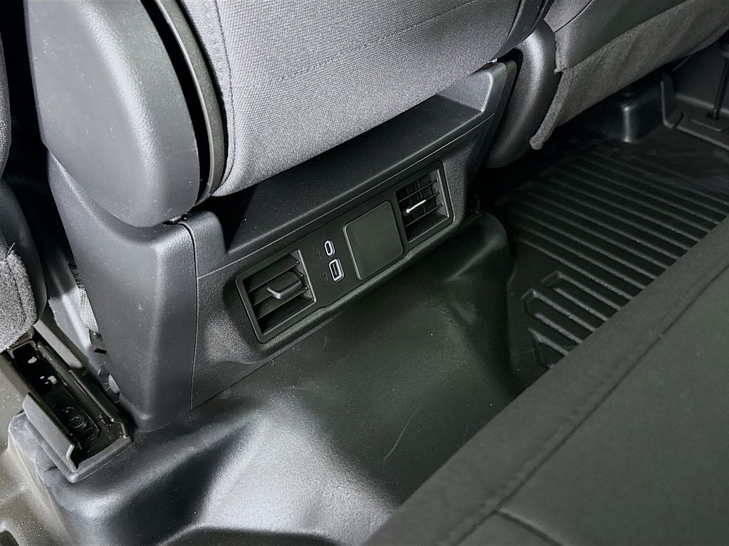 2026 GMC Sierra 3500HD Pro - Photo 27