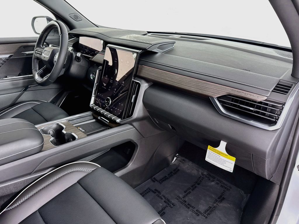 2026 GMC Acadia Denali - Photo 35