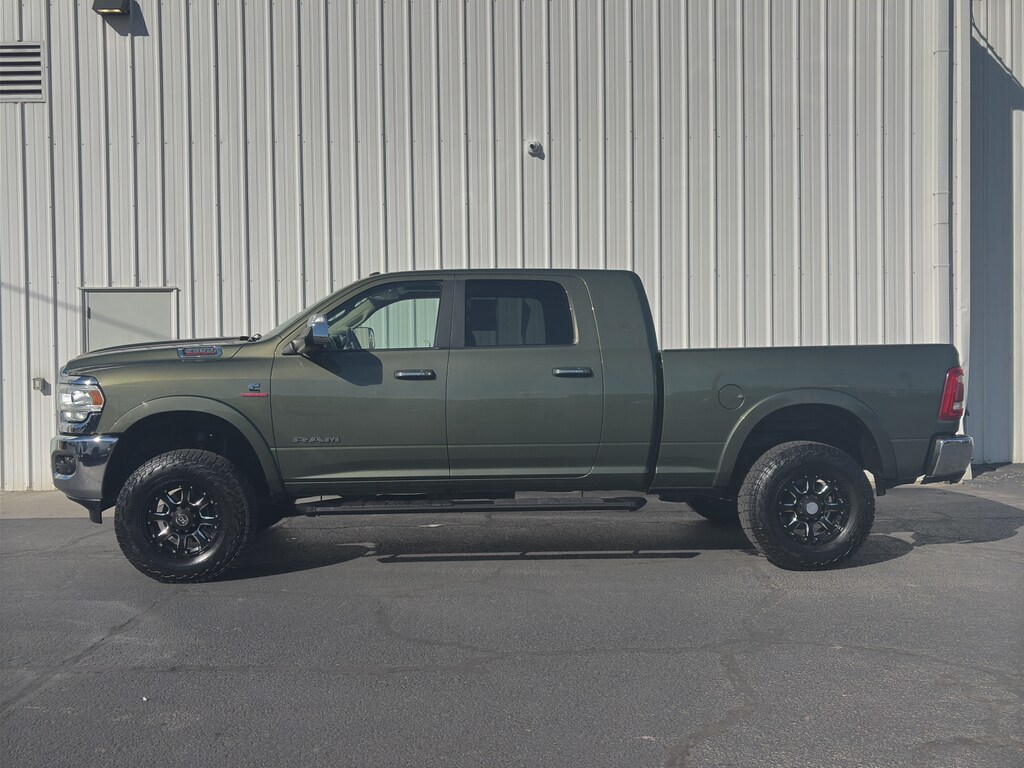 2020 Ram 2500 Laramie photo 2